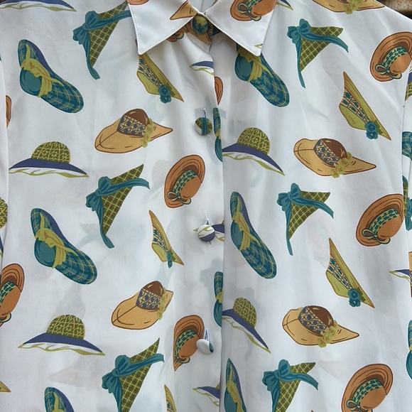 Vintage Blanca made in Madrid Spain dressy hat print all over button up blouse - Picture 3 of 8